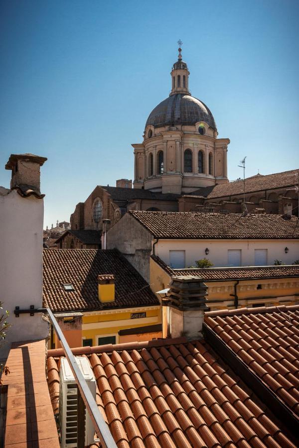 La Terrazza Apartment - Smart Holiday Mantova Bagian luar foto