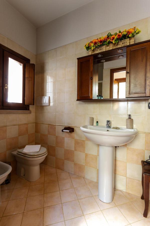 La Terrazza Apartment - Smart Holiday Mantova Bagian luar foto